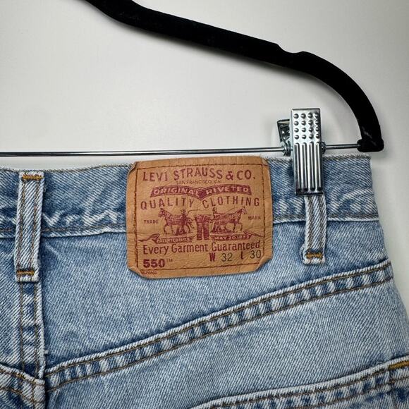 Levi’s 501 100% Cotton Mid Wash High Rise Relaxed Fit Denim Jeans Size 32 L30 - Picture 4 of 8